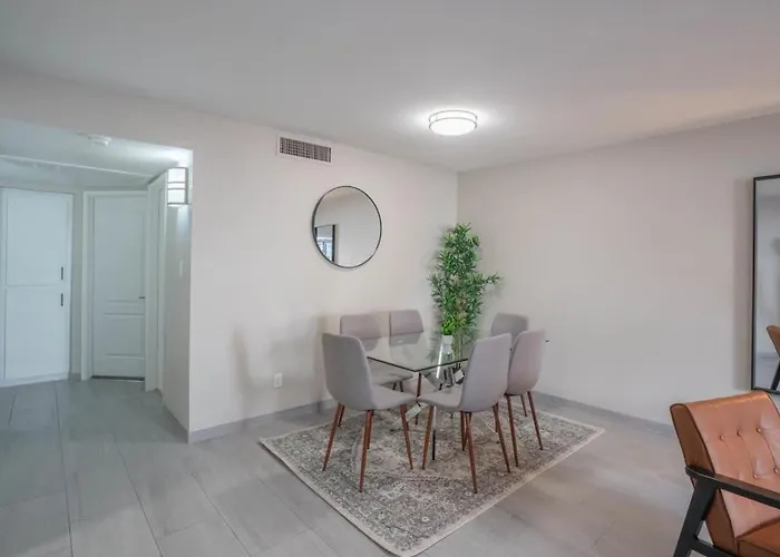 Near Papago Park With Pool Gym Balcony Wd Parking * Scottsdale