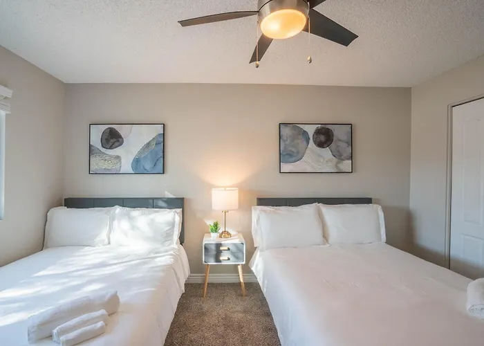 Near Papago Park With Pool Gym Balcony Wd Parking Apartment Scottsdale