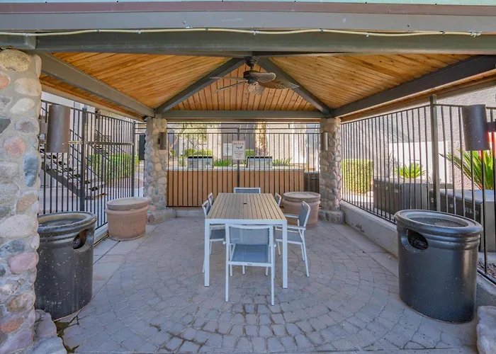 Near Papago Park With Pool Gym Balcony Wd Parking * Scottsdale